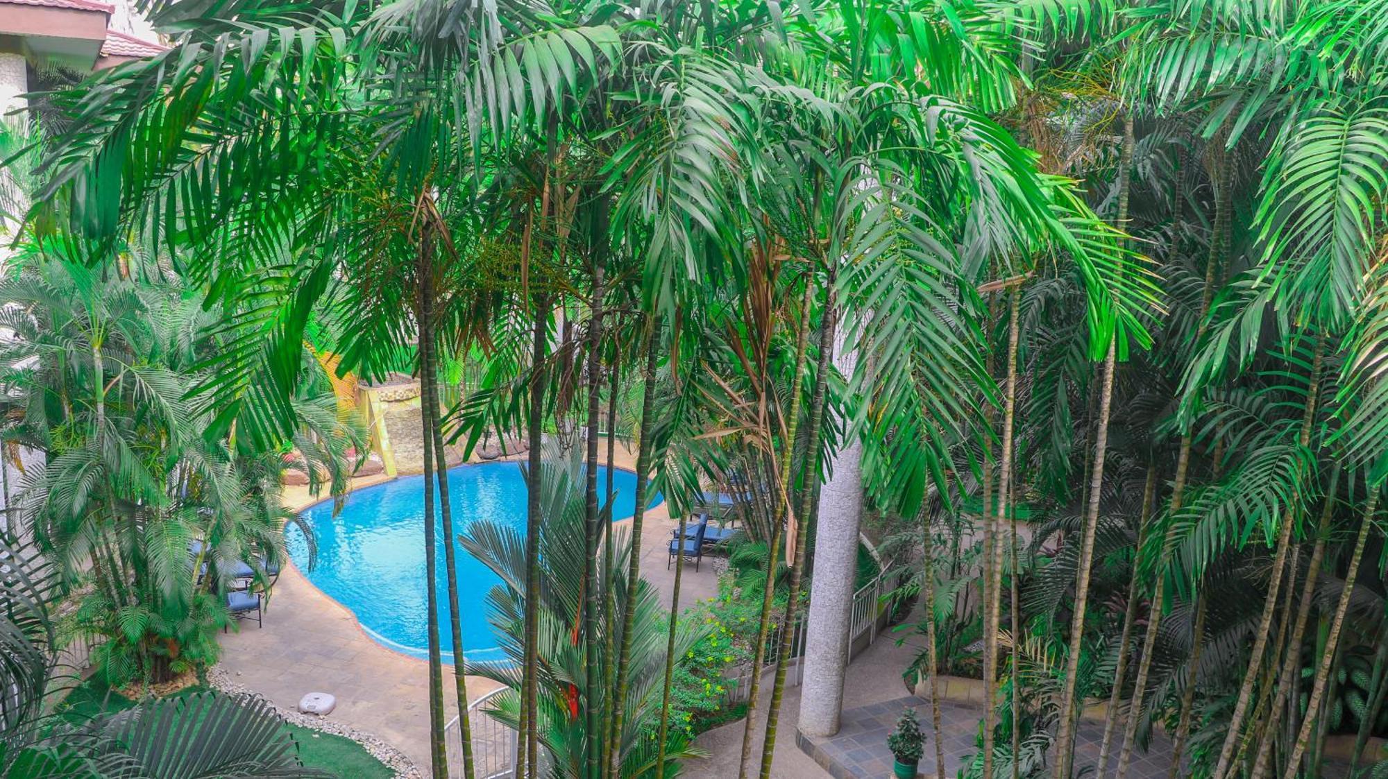 Palm Court Apartment Accra Exterior photo